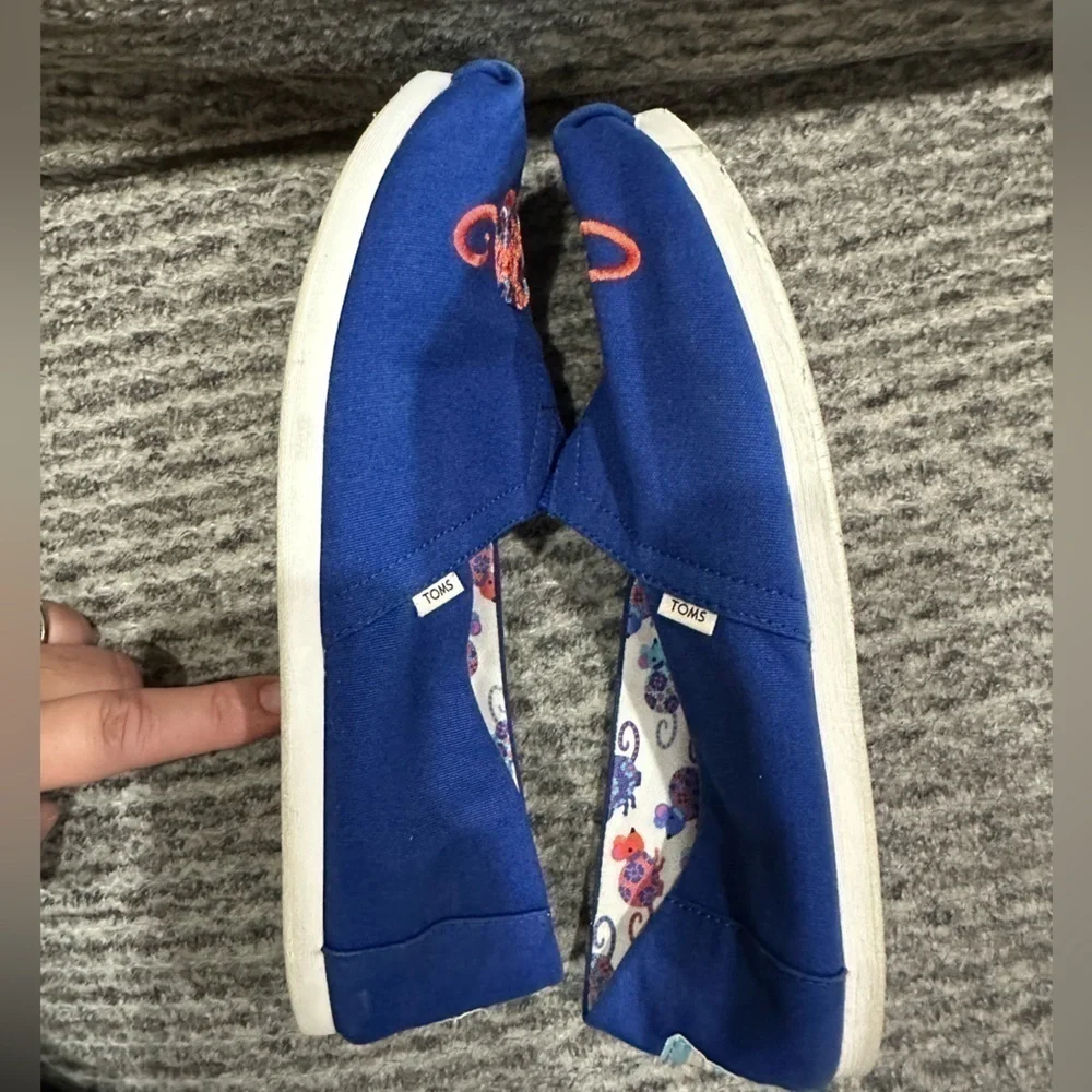 TOMS Classic Womens Size 10
Shoes Navy Chinese Year Of The Rat 2020 Slip On Flat - Picture 3 of 7